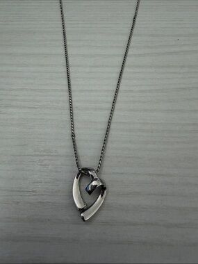 Salone Monet Silver Open Heart Pendant Necklace